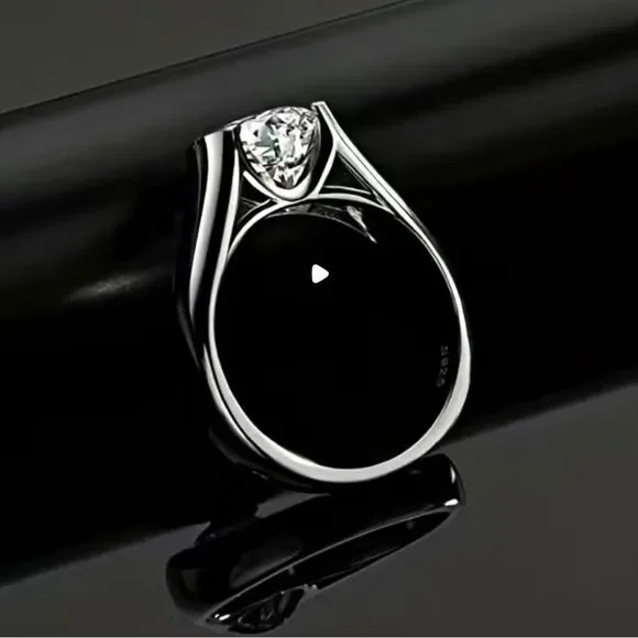 NEW Gorgeous 2 Carat Moissonite Ring 925 Sterling Silver 18K GP